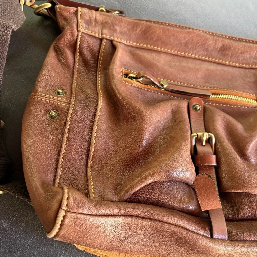 Sundance Brown Leather Hobo Handbag Purse Crossbody Bag Made In Italy Distressed